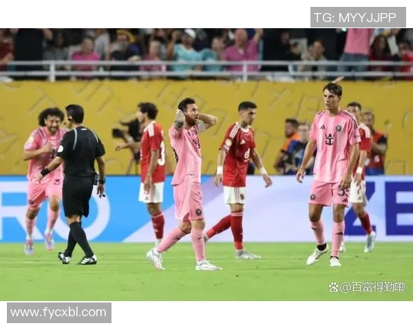 超级对决！世界杯激战连连成赛事焦点 激情对抗引爆全球球迷热情